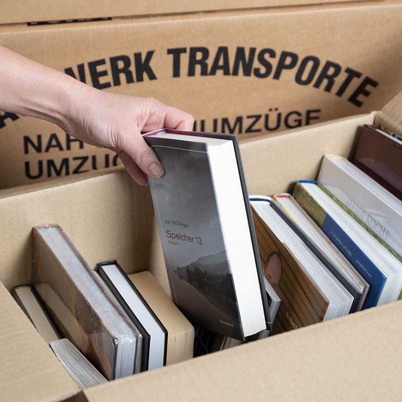 Bücherkartons